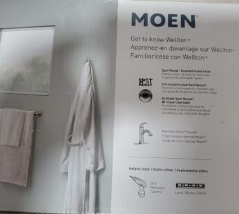 New Moen Wellton 4-piece Bath Hardware Set