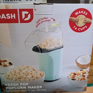 Dash Fresh Pop Popcorn Maker in Aqua