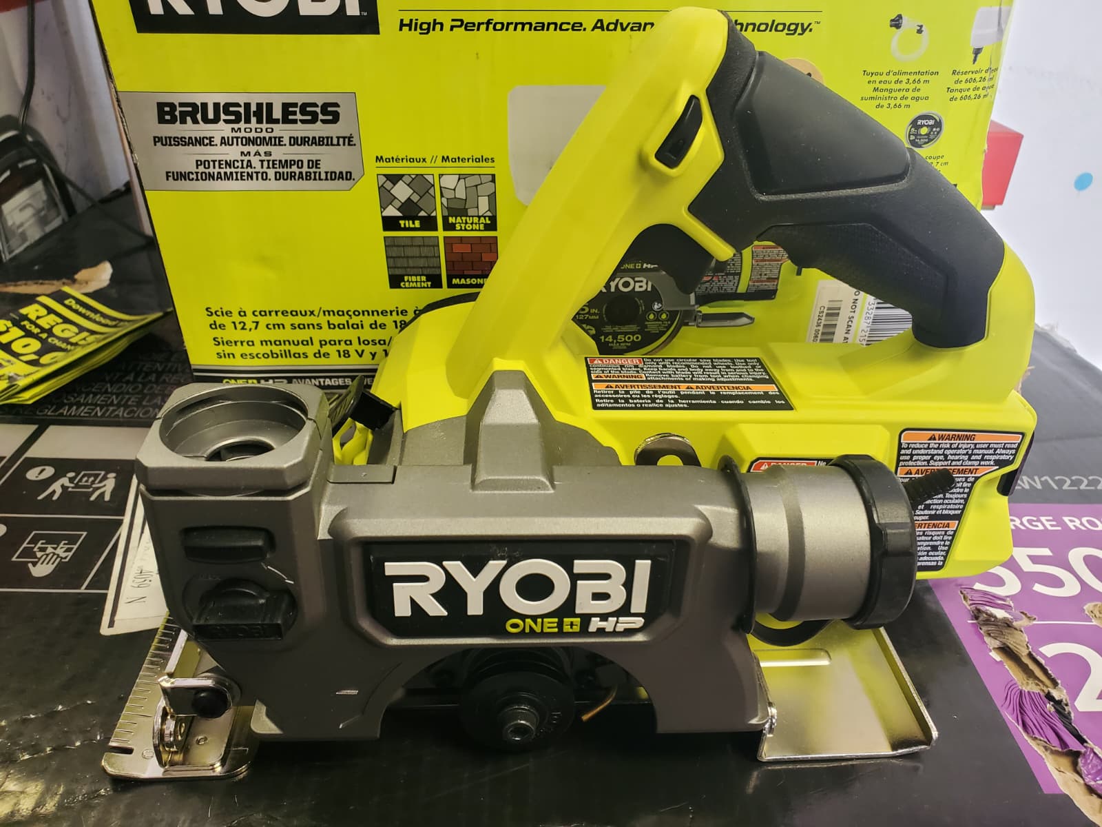 Ryobi ONE+ HP 18V Cordless Handheld WetDry Masonry Tile Saw - Image 3