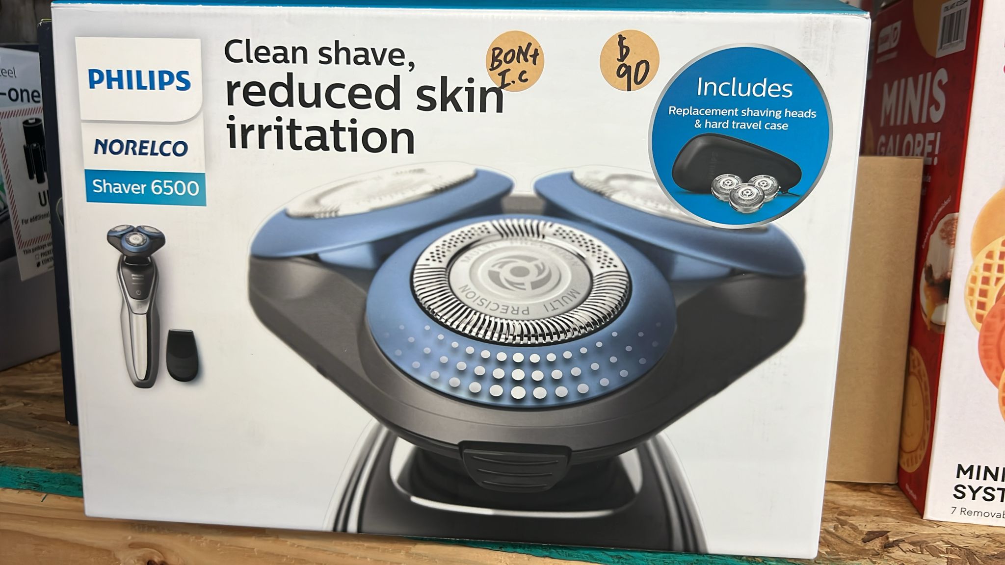 Philips Norelco Shaver 6500 electric shaver