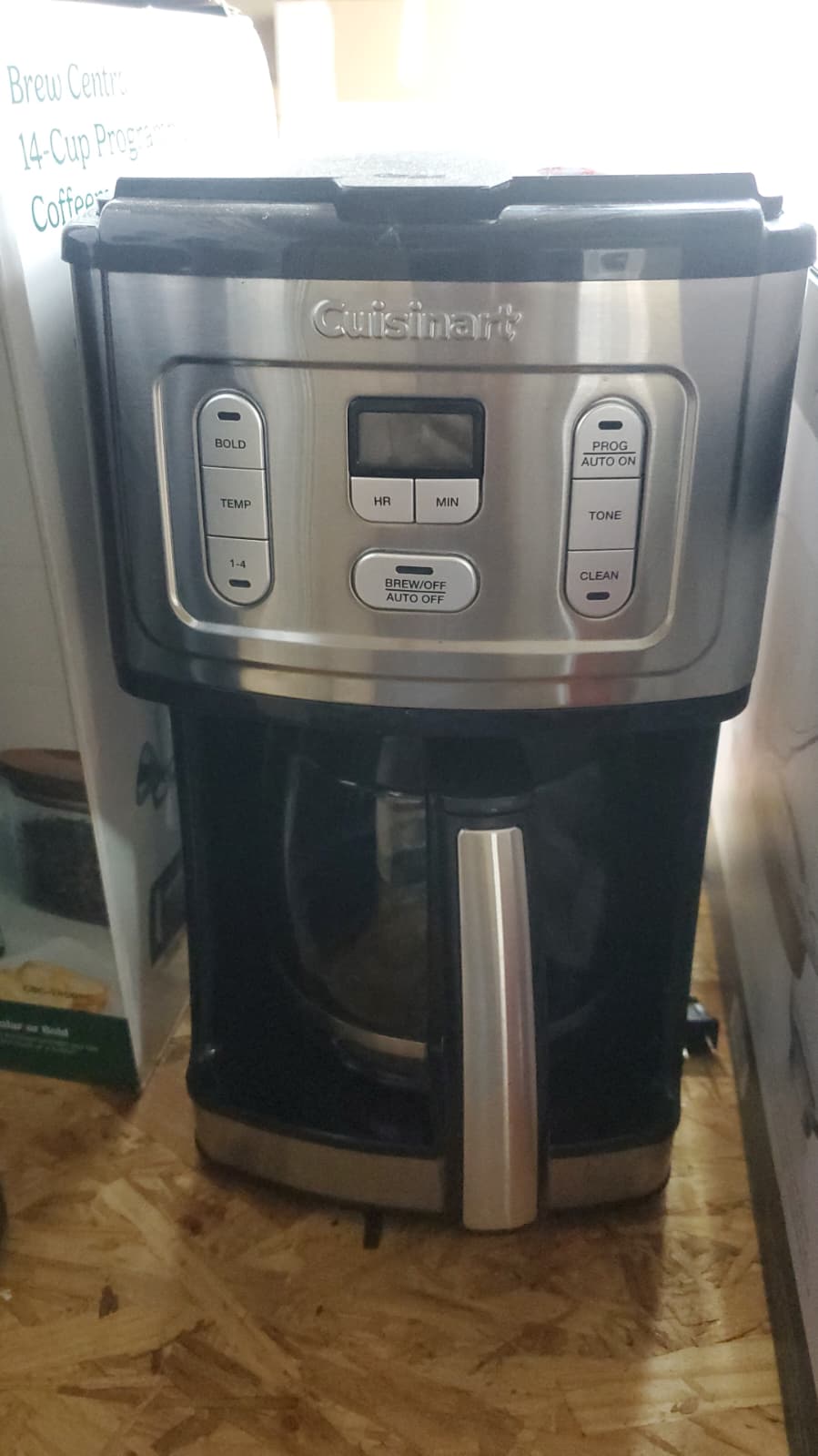 Cuisinart Brew Central 14-Cup Programmable Coffeemaker - Image 6