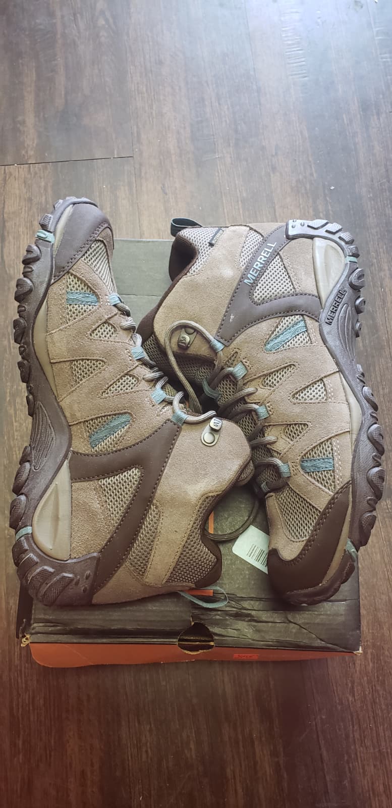 Merrell Women's Deverta 2 Mid Ventilated Waterproof Hiking Boots Brown, 11