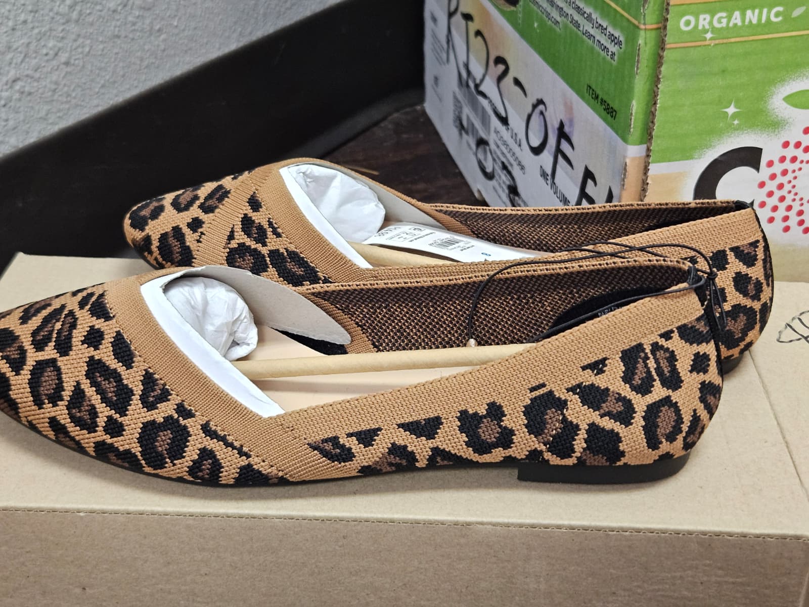 Vionic Orinda 2 Women's Flats Leopard Pattern Denim Size 8
