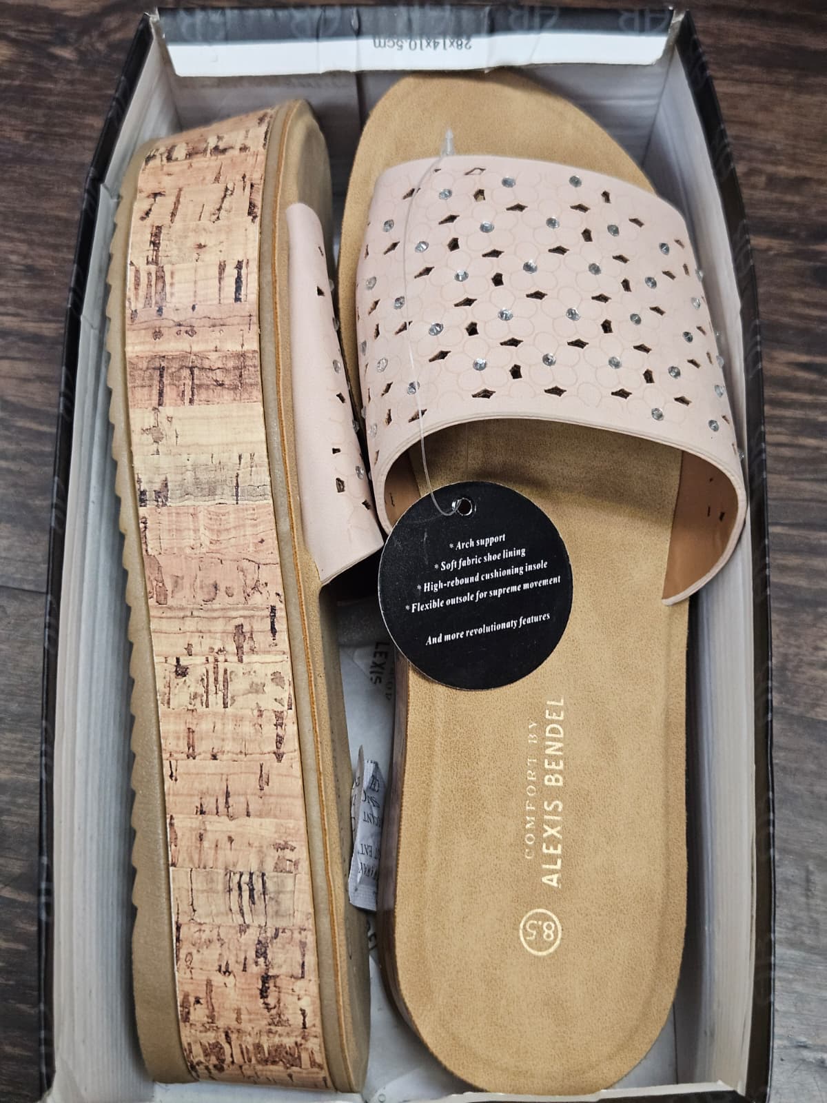 Alexis Bendel women's sandals size 8