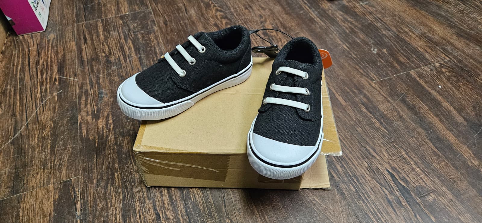 Wonder Nation Toddler Boys Elastic Lace-up Sneakers Sizes 8