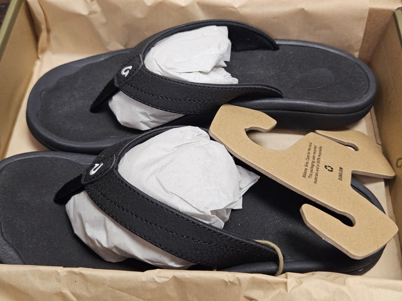 Olukai Women's Ohana Black Black Flip-Flop Size 7