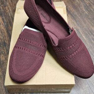 Time and Tru Women's Knit Loafers size 10