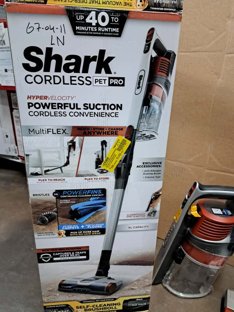 Shark Cordless Pet Pro vacuum cleaner Vacuum