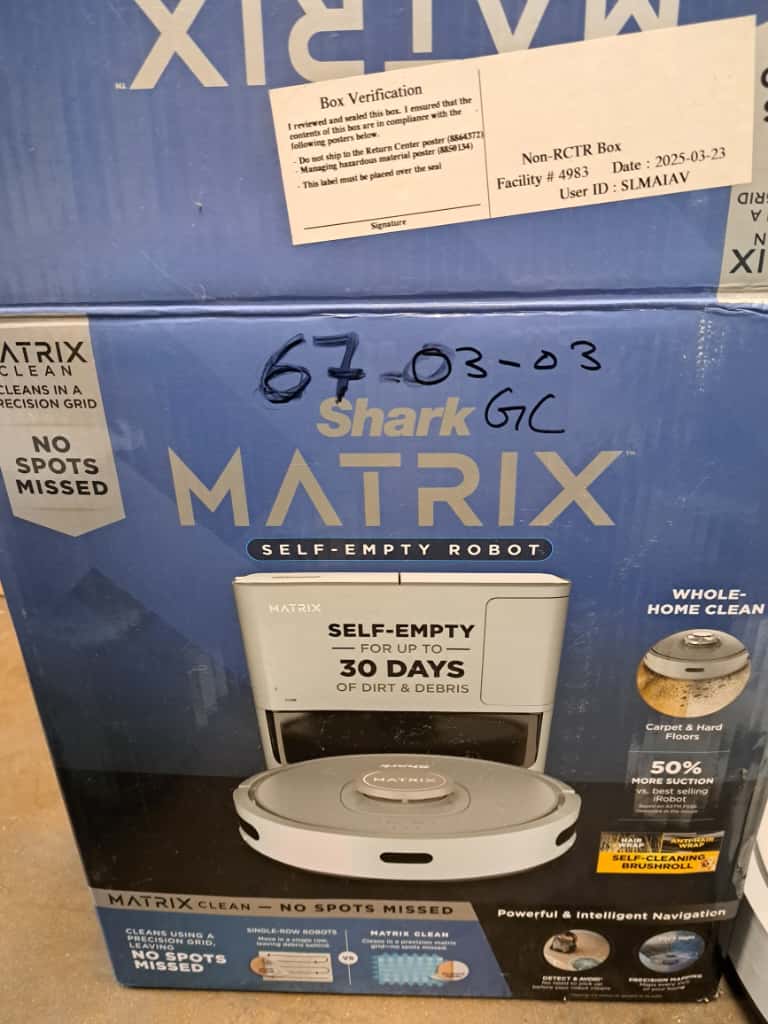 Shark Matrix Self-Empty Robot vacuum cleaner