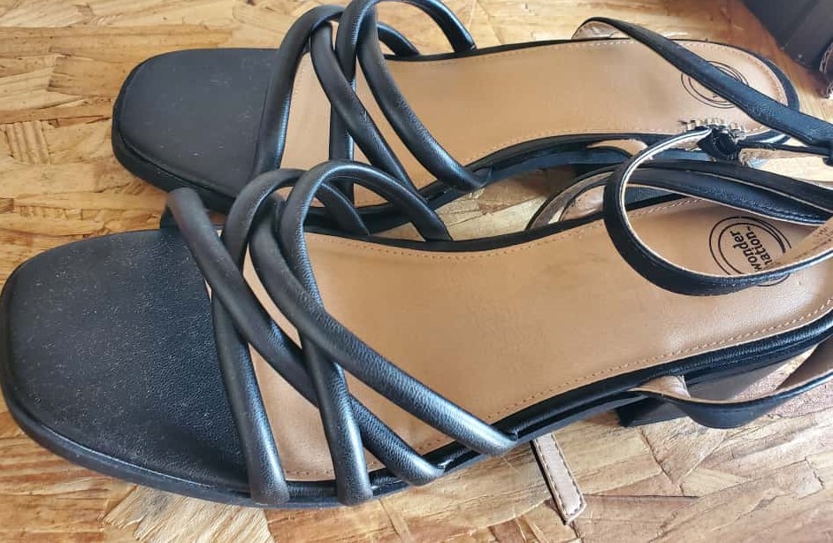 Wonder Nation Little & Big Girl Low Heel Dress Shoe size 5