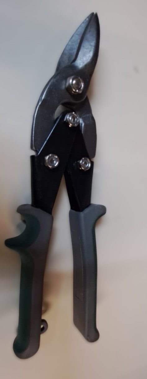 Wiss M2X Compound Action Snips With Cuts Straight To Right