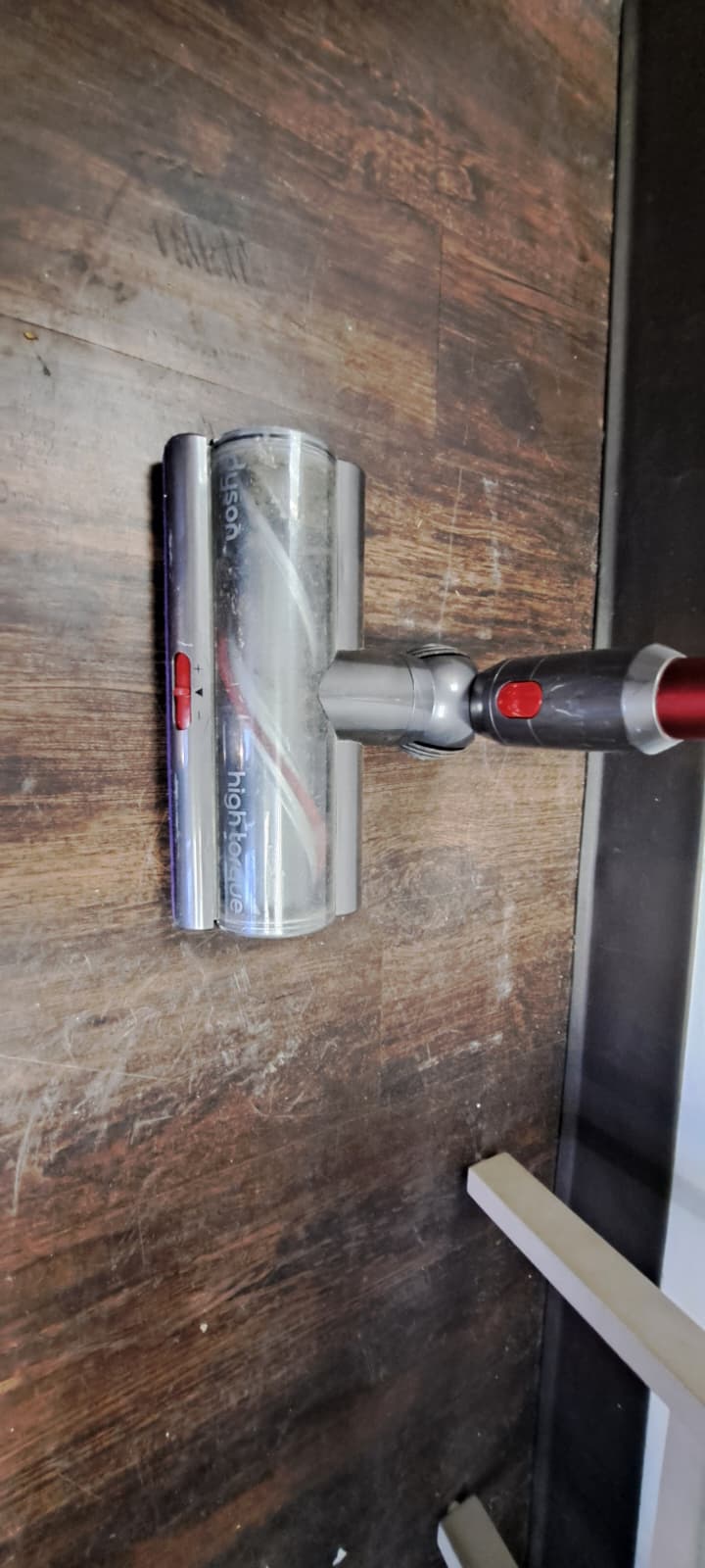 Dyson V11 Extra Cordless Vacuum Cleaner | Red - Image 3