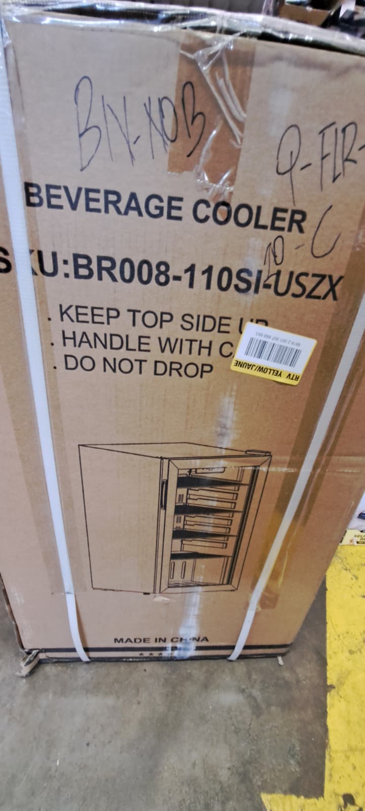 18 in. Single Zone-130 Can FreestandingUndercounter Beverage and Wine Cooler in Silver, LED Light, UV Protection - Image 2