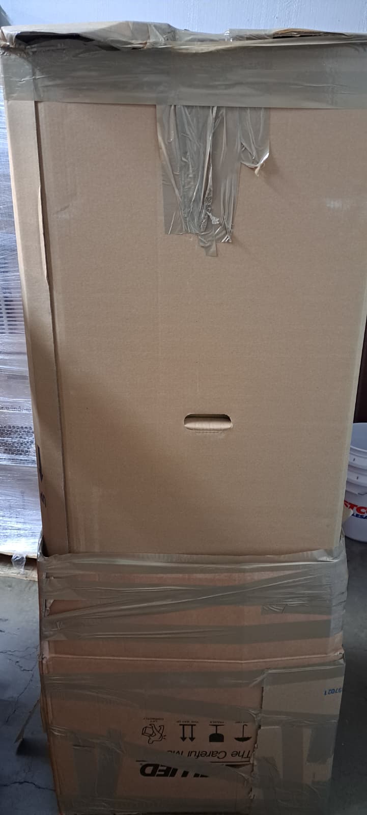 6.5 CU. FT. COMMERCIAL UPRIGHT DISPL