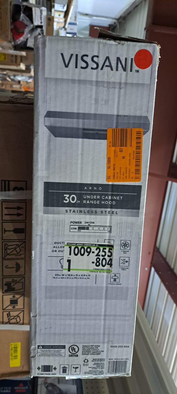 Vissani Arno 30 in. 240 CFM Convertible Range Hood w Lighting & Filter