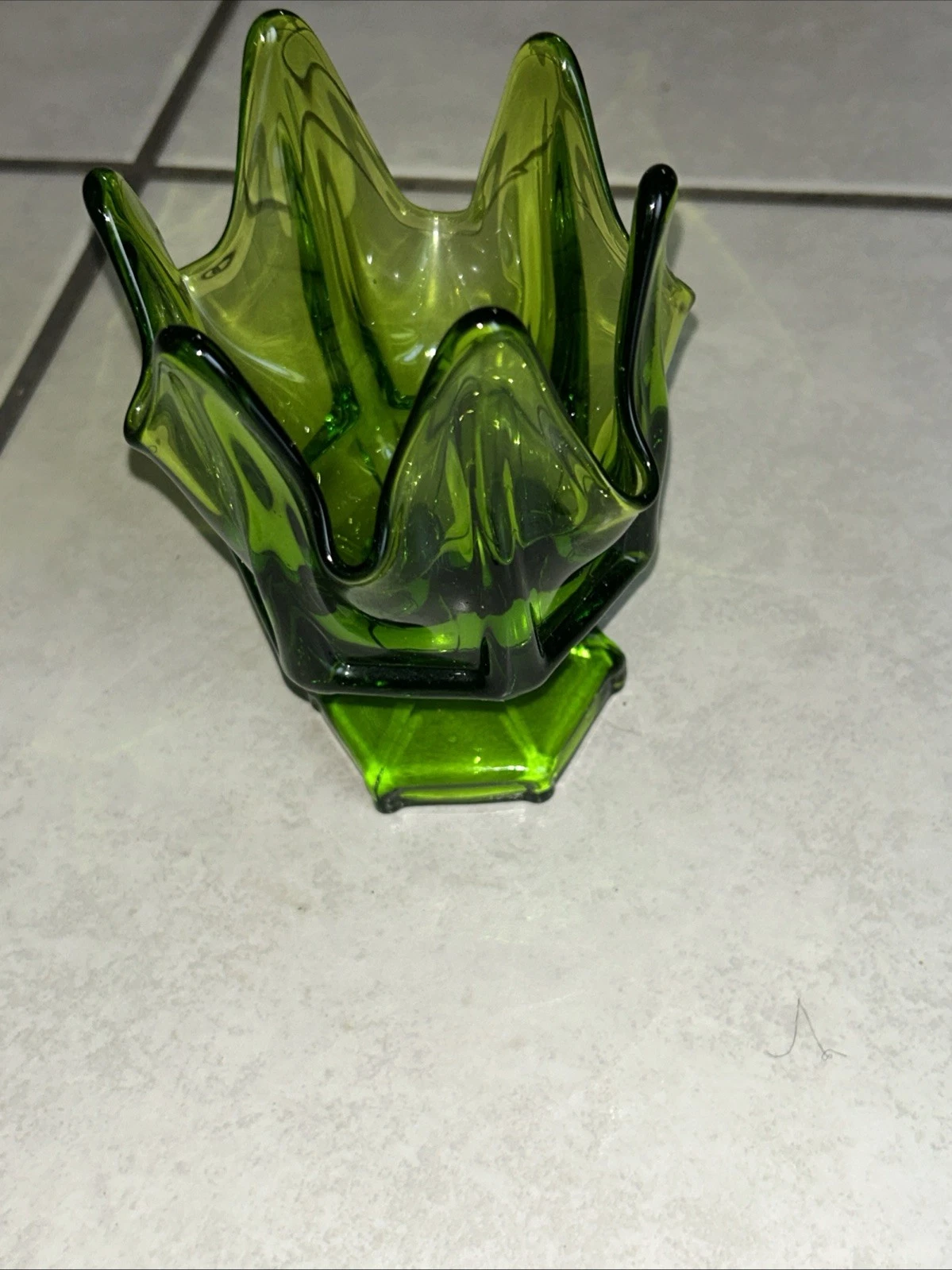 Viking Glass Green Vintage Swung Handkerchief Pedestal Vase Mid Century Modern