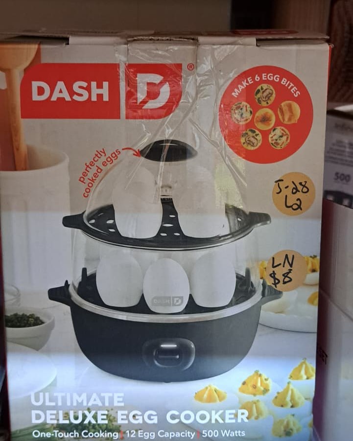 DASH Deluxe Egg Cooker 12-Egg Capacity